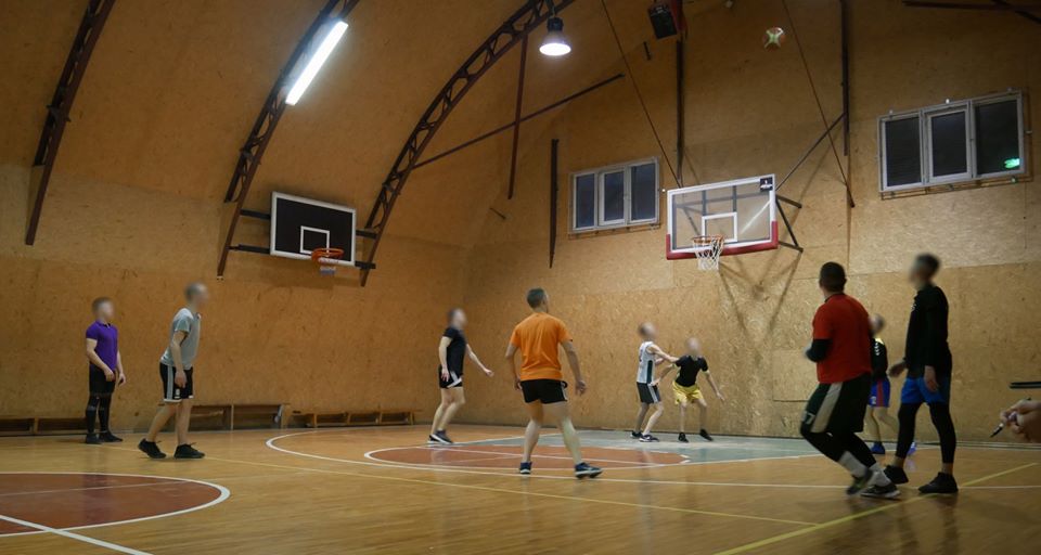 Read more about the article Krepšinio treniruotės įstaigoje